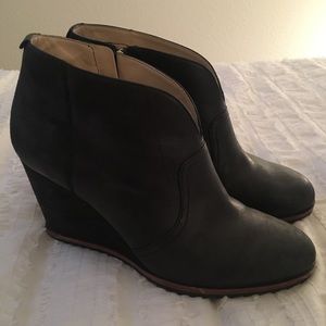 Dr. Scholls wedge booties